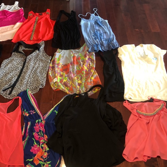 Women’s dresses & shirts - Picture 3 of 7